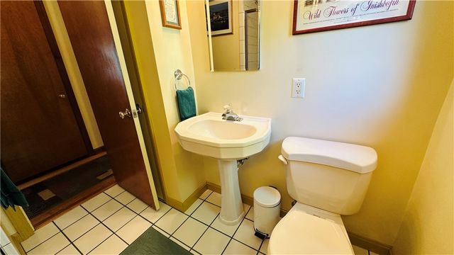 3218 Eastview Rd, Bethel Park, PA 15102