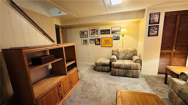 3218 Eastview Rd, Bethel Park, PA 15102