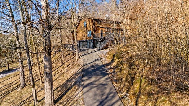 5290 Old Harding Rd, Franklin, TN 37064