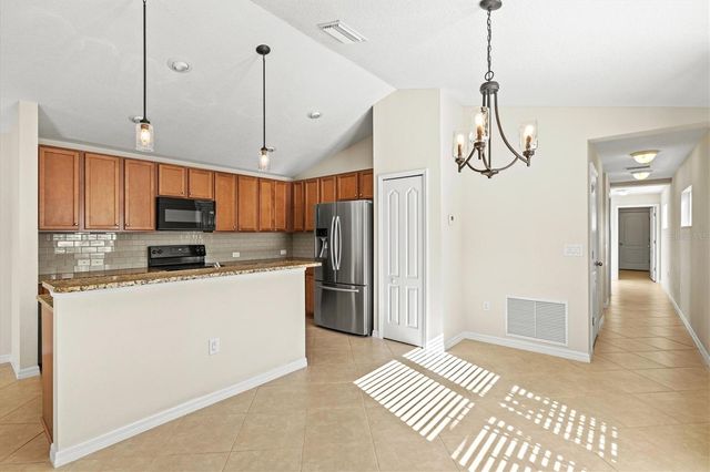 12734 SHIMMERING OAK CIRCLE, Venice, FL 34293