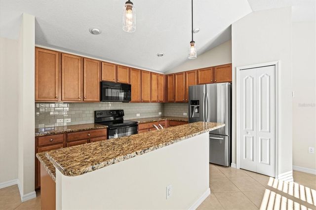 12734 SHIMMERING OAK CIRCLE, Venice, FL 34293