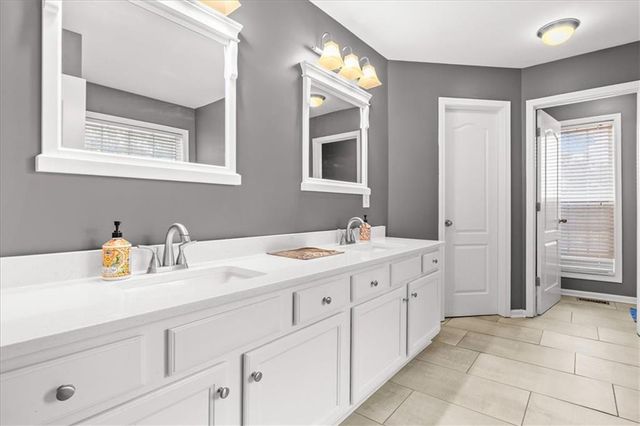 136 Harborside Drive, Dallas, GA 30132