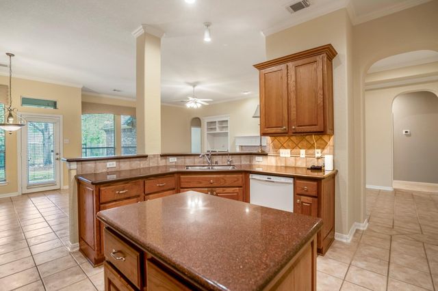 9711 Ashdown Forest Drive, Spring, TX 77379