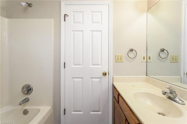 801 Fox Run Drive, Lewisville, NC 27023