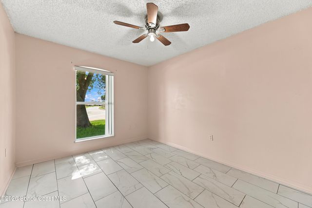 2153 Redwood Circle NE, Palm Bay, FL 32905