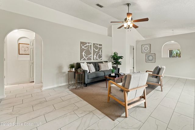 2153 Redwood Circle NE, Palm Bay, FL 32905