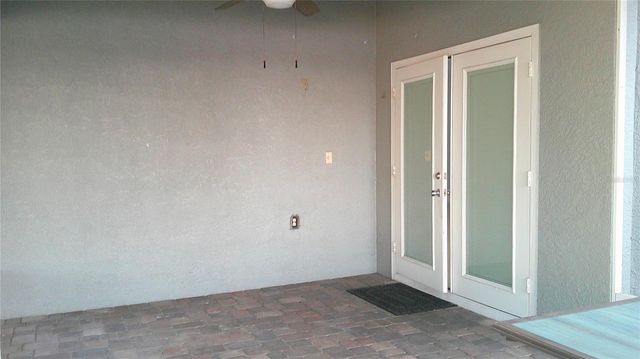 8512 CANTERBURY LAKE BOULEVARD, Tampa, FL 33619