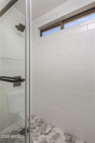 4052 E ABRAHAM Lane, Phoenix, AZ 85050