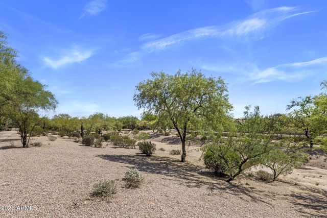 4052 E ABRAHAM Lane, Phoenix, AZ 85050