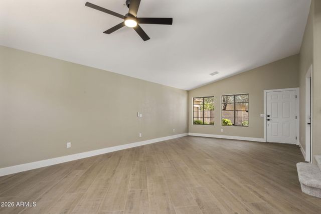 4052 E ABRAHAM Lane, Phoenix, AZ 85050