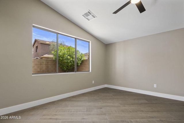 4052 E ABRAHAM Lane, Phoenix, AZ 85050