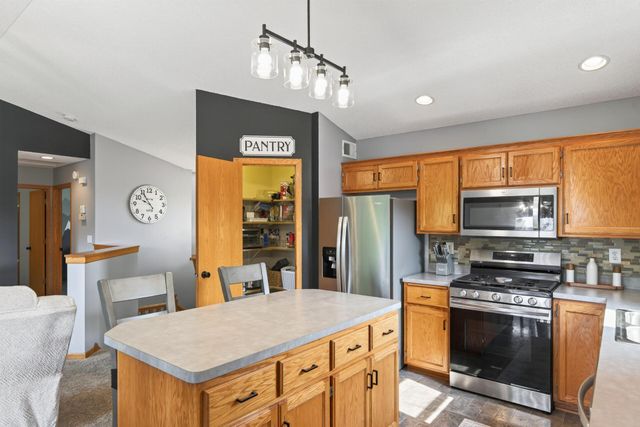 796 Park Brook Road NW, Isanti, MN 55040