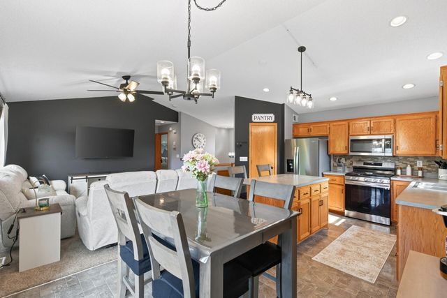 796 Park Brook Road NW, Isanti, MN 55040