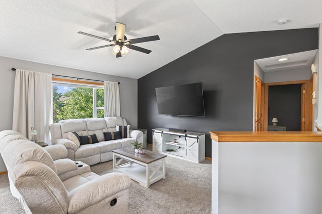 796 Park Brook Road NW, Isanti, MN 55040