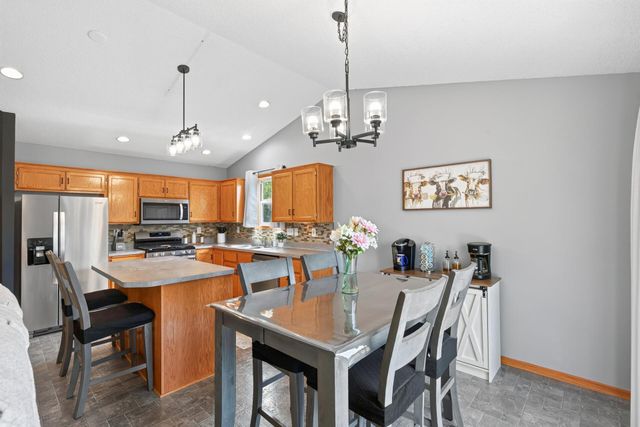 796 Park Brook Road NW, Isanti, MN 55040