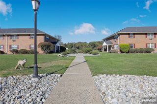 87 N Maple Avenue, Park Ridge, NJ 07656