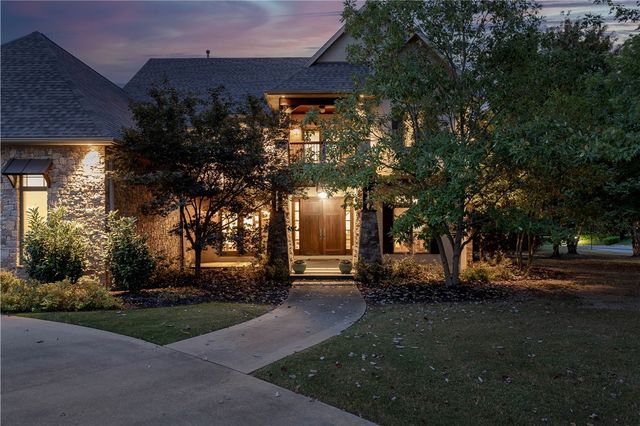 4456 Jean Lane, Fayetteville, AR 72704