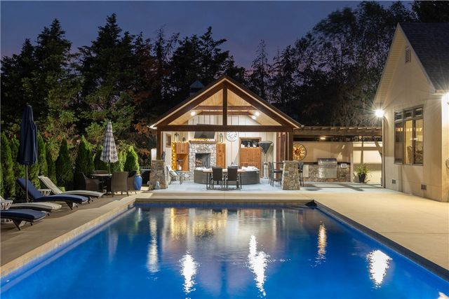 4456 Jean Lane, Fayetteville, AR 72704