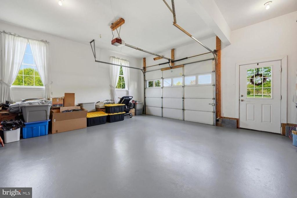 Image 38 of property listing at 127 PLEASANT SPRINGS DR, Centreville, MD 21617