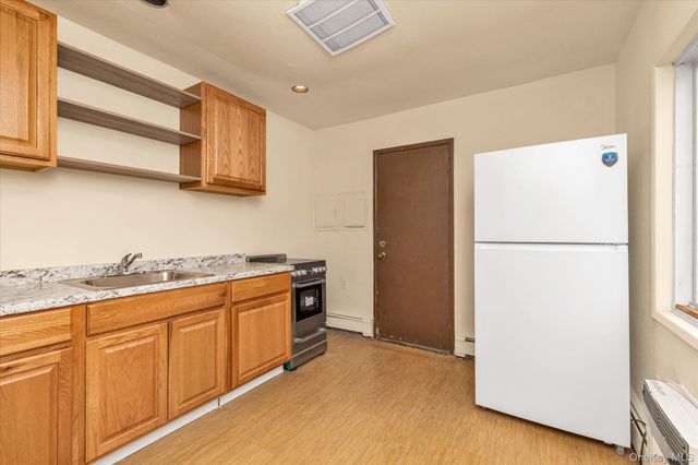 1 Ranch Lane, Levittown, NY 11756