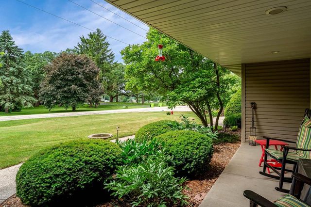 535 Danielson Drive, Darien, WI 53114