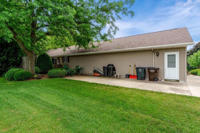 535 Danielson Drive, Darien, WI 53114