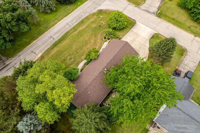 535 Danielson Drive, Darien, WI 53114