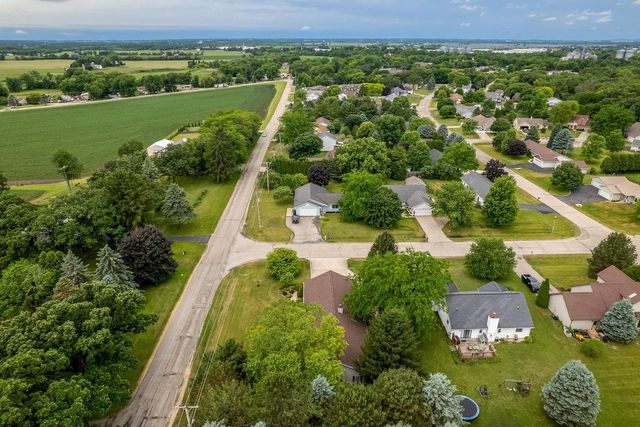 535 Danielson Drive, Darien, WI 53114