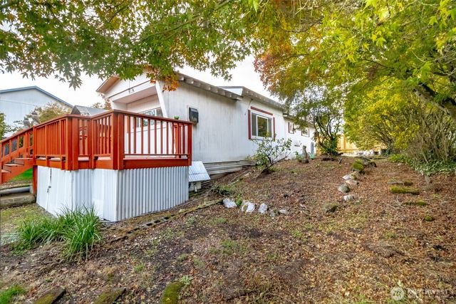 25406 E 37th Avenue E, Spanaway, WA 98387