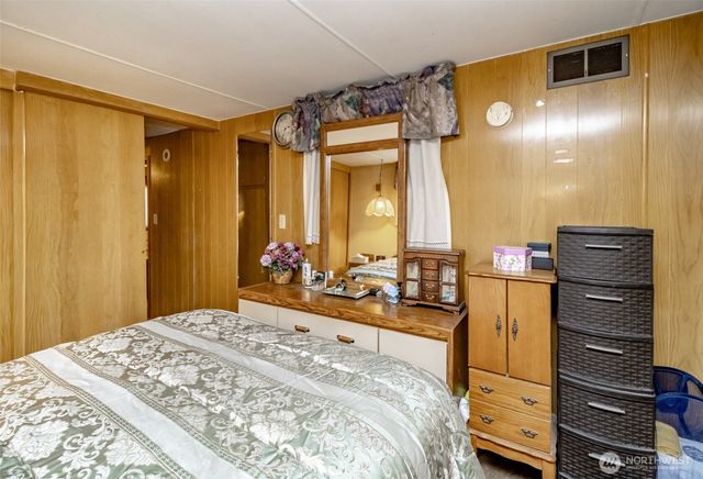 25406 E 37th Avenue E, Spanaway, WA 98387