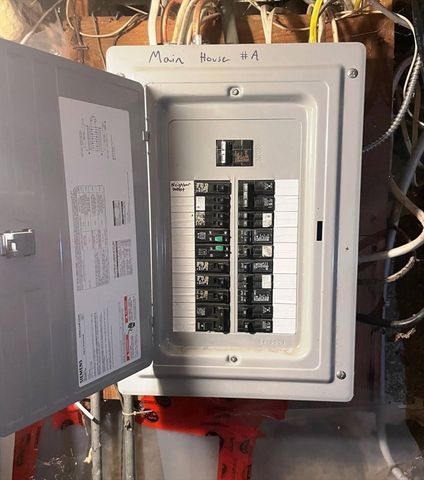 127 King Street, Hanover, MA 02339