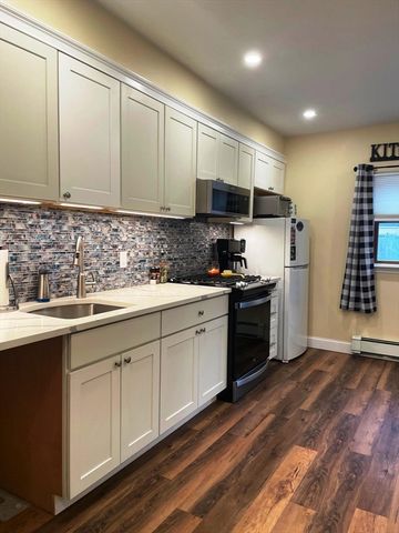 127 King Street, Hanover, MA 02339