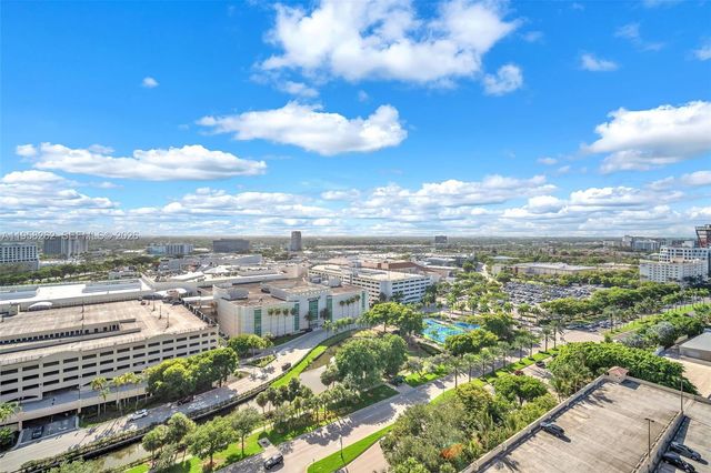 19501 W Country Club Drive 2011, Aventura, FL 33180