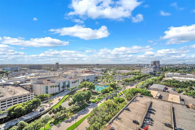 19501 W Country Club Drive 2011, Aventura, FL 33180