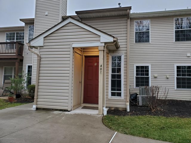 401 Yorkshire Place, Morganville, NJ 07751