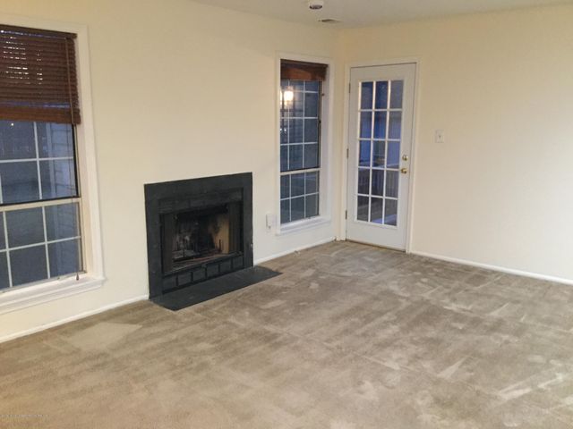 401 Yorkshire Place, Morganville, NJ 07751