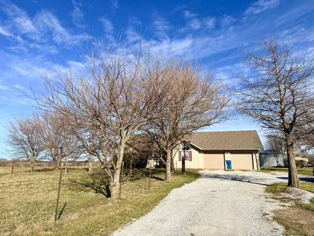 234 N Dade 133, Greenfield, MO 65661