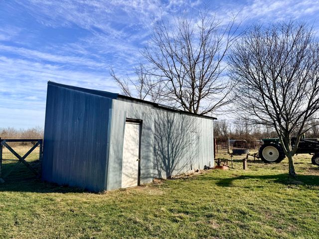 234 N Dade 133, Greenfield, MO 65661