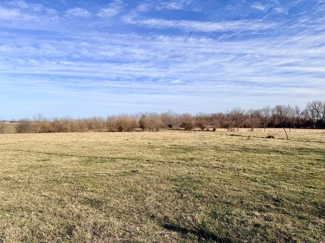 234 N Dade 133, Greenfield, MO 65661