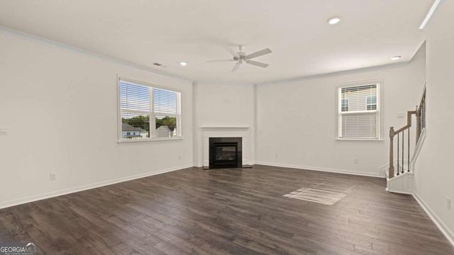 241 Sandy Oak Drive, Loganville, GA 30052