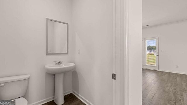 241 Sandy Oak Drive, Loganville, GA 30052