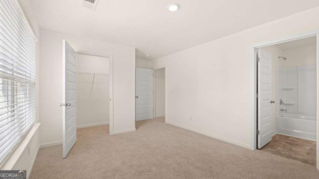 241 Sandy Oak Drive, Loganville, GA 30052