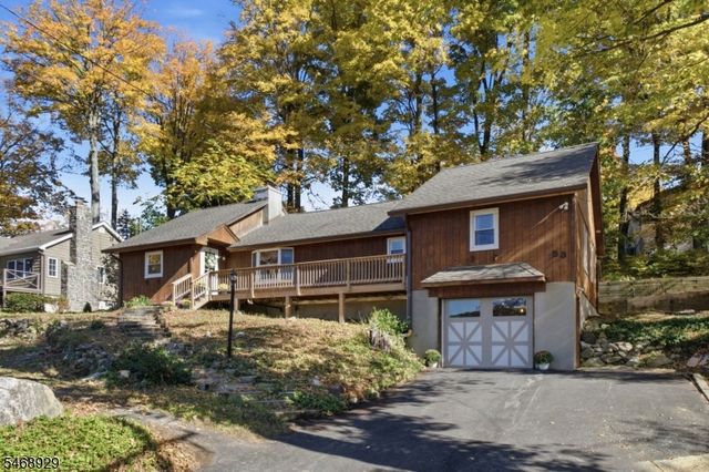 53 Lake Shore Rd E, Hardyston Twp., NJ 07460