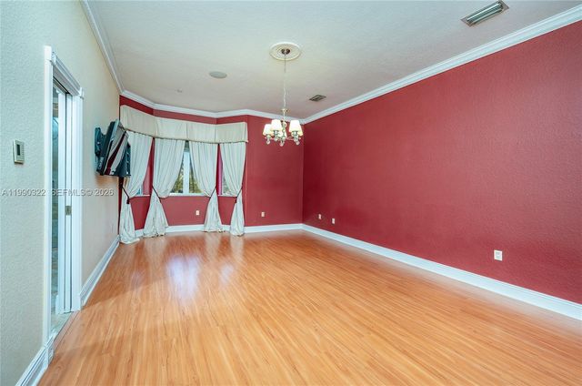 588 Miller Dr, Miami Springs, FL 33166