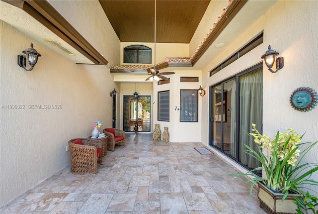 588 Miller Dr, Miami Springs, FL 33166