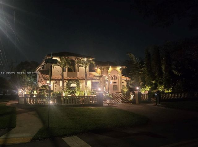 588 Miller Dr, Miami Springs, FL 33166