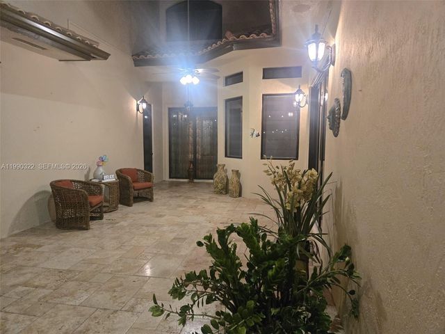 588 Miller Dr, Miami Springs, FL 33166