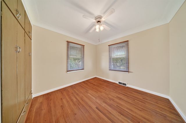 721 36th Street NE, Cedar Rapids, IA 52402