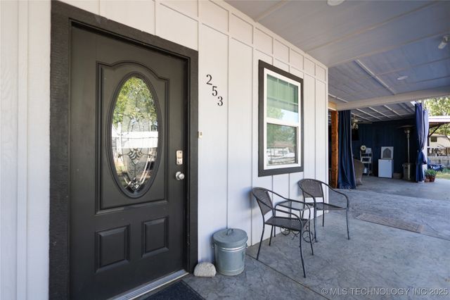 253 Bristow Way, Sulphur, OK 73086