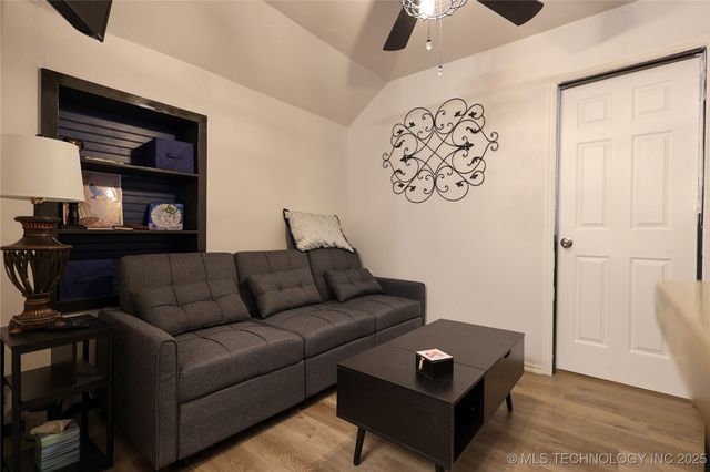 253 Bristow Way, Sulphur, OK 73086